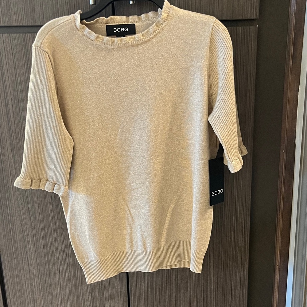 BCBG Women's Beige Crew Neck Sweater